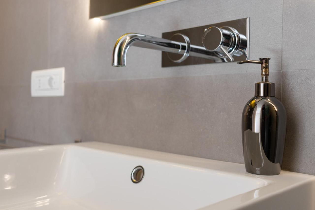 La Dimora Sul Mare Apartment Bari Ngoại thất bức ảnh
